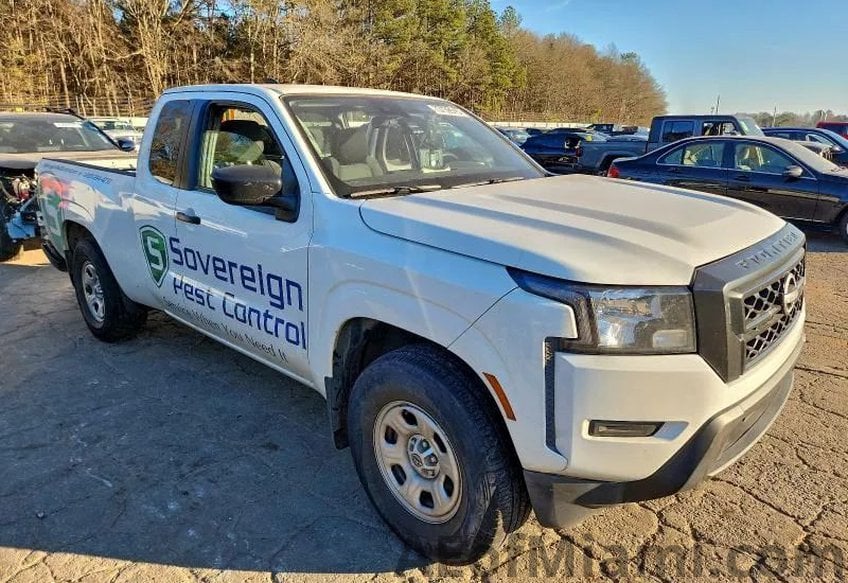 2022 Nissan Frontier S