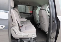 2023 Honda Odyssey EX - Thumbnail 27