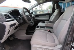 2023 Honda Odyssey EX - Thumbnail 24