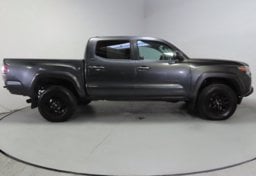 2021 Toyota Tacoma SR5 - Thumbnail 6