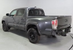 2021 Toyota Tacoma SR5 - Thumbnail 8