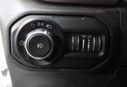 2019 Jeep Wrangler Sport - Thumbnail 34