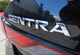 2020 Nissan Sentra - Thumbnail 18