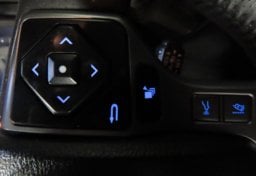 2022 Toyota 4Runner Premium - Thumbnail 32