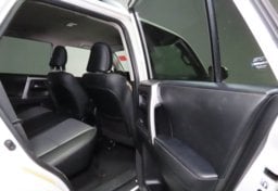 2022 Toyota 4Runner Premium - Thumbnail 32