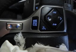 2022 Toyota 4Runner Premium - Thumbnail 33