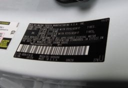 2022 Toyota Corolla Cross LE - Thumbnail 34