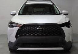 2022 Toyota Corolla Cross LE - Thumbnail 11