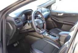 2025 Ford Escape AWD ST - Thumbnail 29