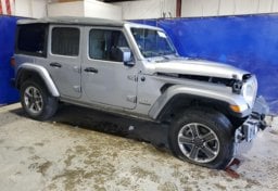 2020 Jeep Wrangler Unlimited - Thumbnail 2