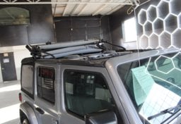 2020 Jeep Wrangler Sahara - Thumbnail 13