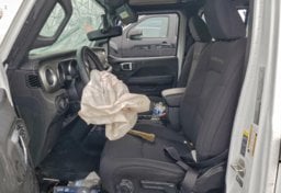 2023 Jeep Gladiator - Thumbnail 8