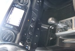 2016 Toyota Tacoma - Thumbnail 29