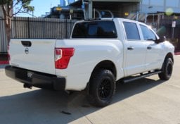 2019 Nissan Titan S - Thumbnail 6