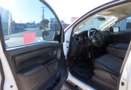 2019 Nissan Titan S - Thumbnail 22