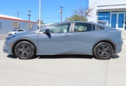 2023 Toyota Prius - Thumbnail 6