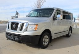 2015 Nissan NV 3500 HD S - Thumbnail 3