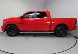 2016 Ram 1500 Sport - Thumbnail 5