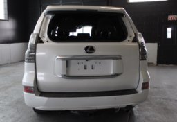 2022 Lexus GX 460 - Thumbnail 11
