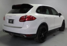 2014 Porsche Cayenne - Thumbnail 6