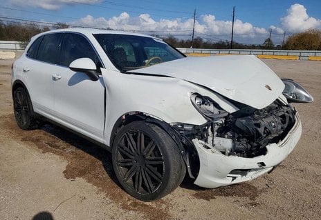 Picture of 2014 Porsche Cayenne