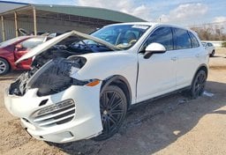 2014 Porsche Cayenne - Thumbnail 3