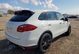 2014 Porsche Cayenne - Thumbnail 6