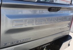 2023 Chevrolet Silverado 1500 4x4 LT - Thumbnail 26