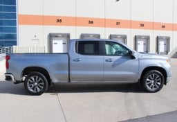 2023 Chevrolet Silverado 1500 4x4 LT - Thumbnail 12