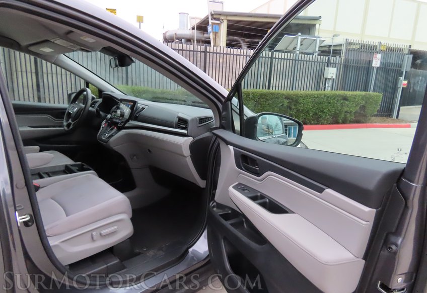 2023 Honda Odyssey EX - Image 21