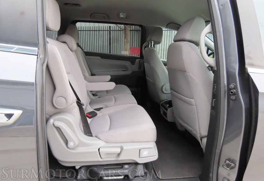 2023 Honda Odyssey EX - Image 27