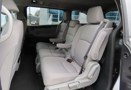 2023 Honda Odyssey EX - Image 34