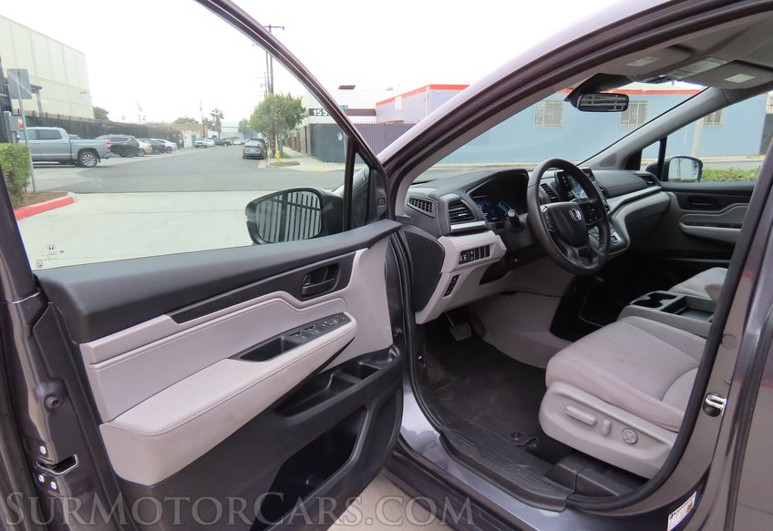 2023 Honda Odyssey EX - Image 20