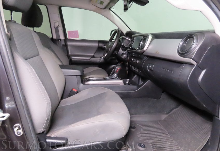 2021 Toyota Tacoma SR5 - Image 45