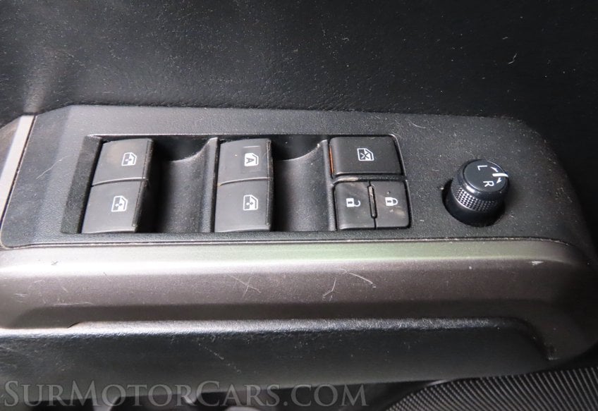 2021 Toyota Tacoma SR5 - Image 21