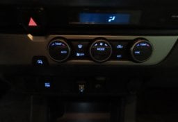 2021 Toyota Tacoma SR5 - Image 40