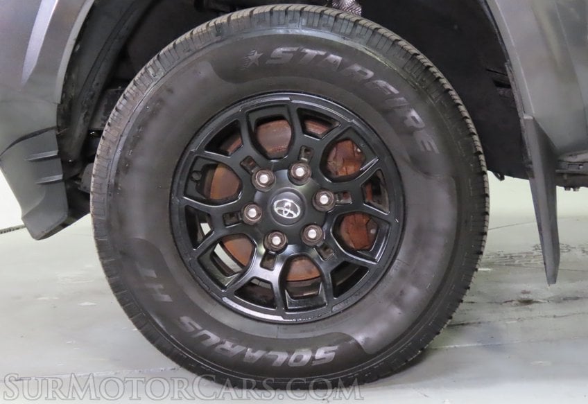 2021 Toyota Tacoma SR5 - Image 14