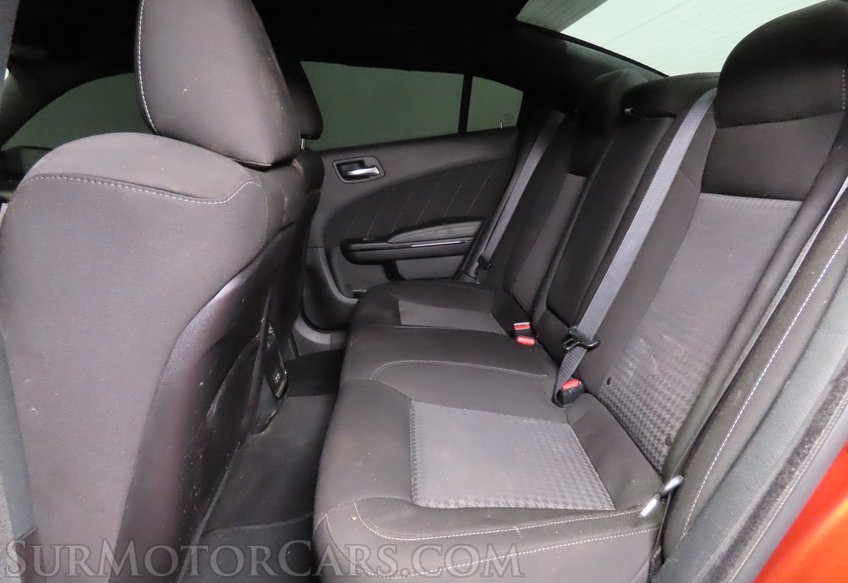 2022 Dodge Charger R/T - Image 29