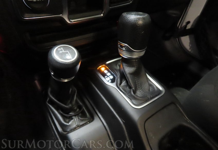 2019 Jeep Wrangler Sport - Image 32