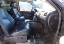 2012 Chevrolet Silverado 2500HD LTZ - Image 32