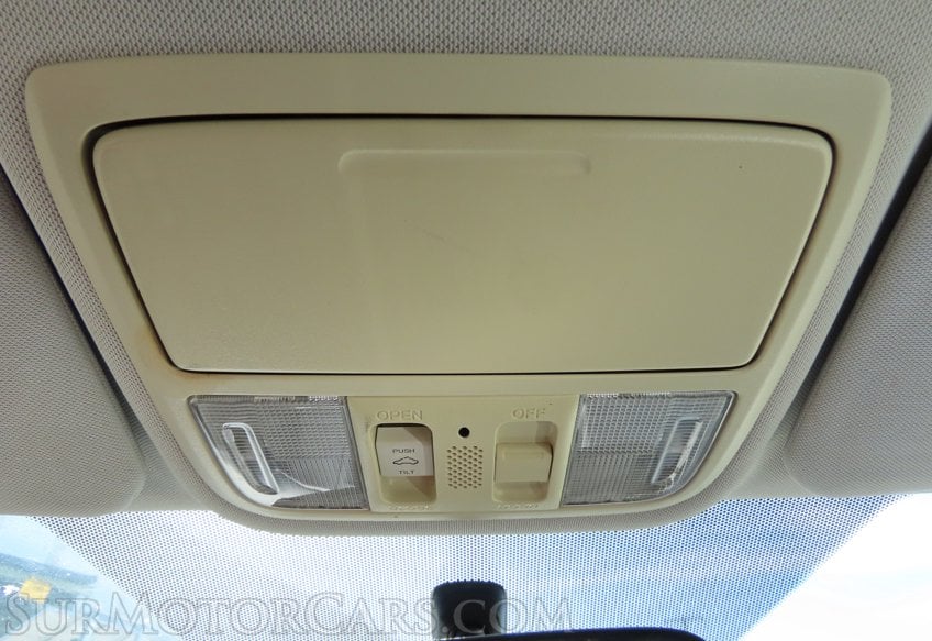 2016 Honda CR-V - Image 12