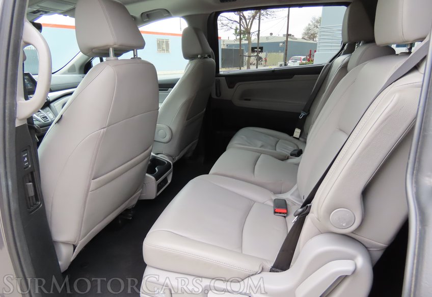 2020 Honda Odyssey EX-L - Image 25