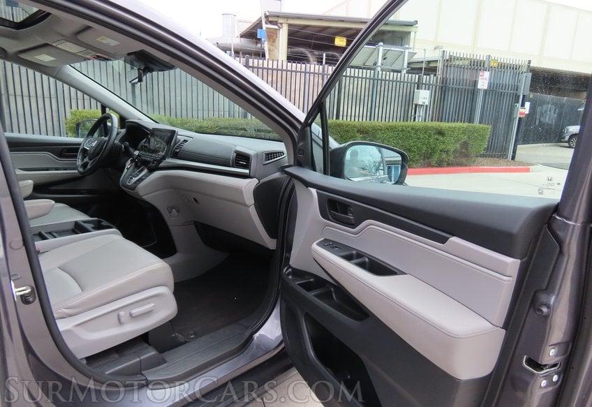 2020 Honda Odyssey EX-L - Image 20