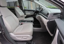 2020 Honda Odyssey EX-L - Image 28