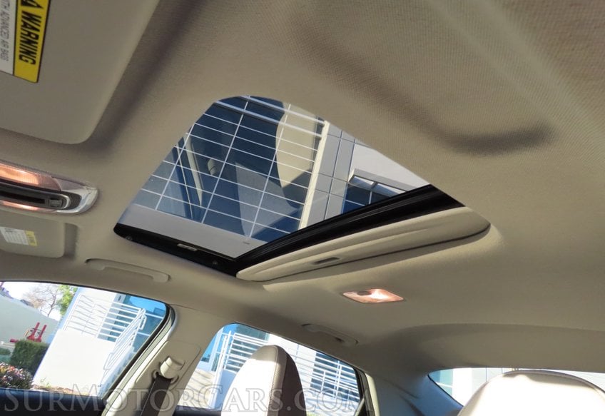 2025 Hyundai ELANTRA Limited - Image 25