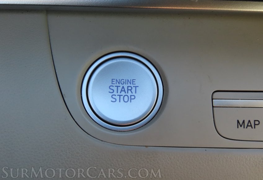 2025 Hyundai ELANTRA Limited - Image 14