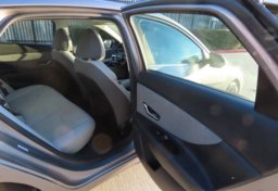 2025 Hyundai ELANTRA Limited - Image 51