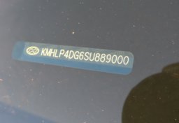 2025 Hyundai ELANTRA Limited - Image 32