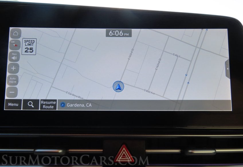 2025 Hyundai ELANTRA Limited - Image 13