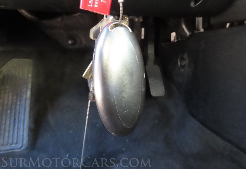 2025 Hyundai ELANTRA Limited - Image 24